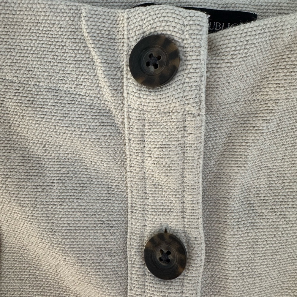 BANANA REPUBLIC Women’s Button Down Linen Skirt // Size 4 - Picture 2 of 6